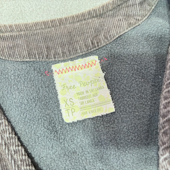 Free People Women’s XSmall Gray Corduroy Cargo Utility Multi Pocket Outdoor Vest - Picture 4 of 10